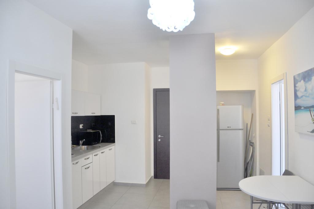 Isra Home Rothschild 8-2 Apartment バト・ヤム エクステリア 写真